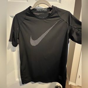 Nike Pro Boys Dri-Fit Shirt Black with Light Gray Swoosh Logo Sz - XL